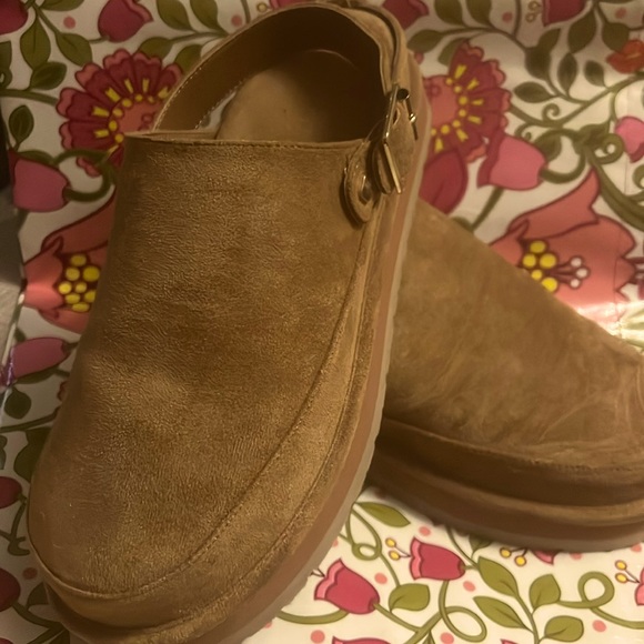 Madden Platform clogs REDUCED FINAL PICE - Picture 5 of 11